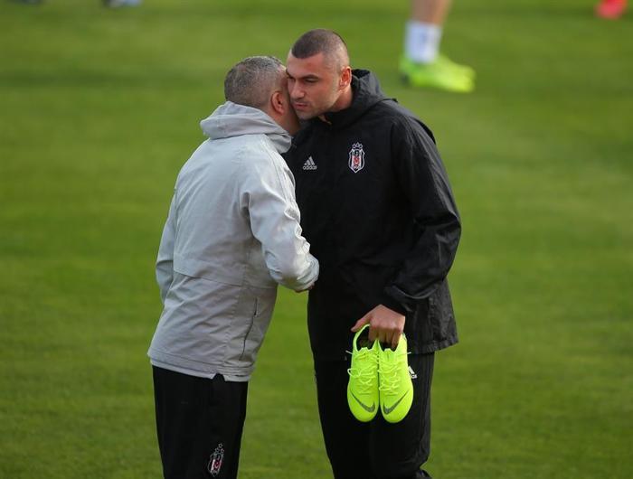 Burak Yılmaz Beşiktaşta ilk antrenmanına çıktı