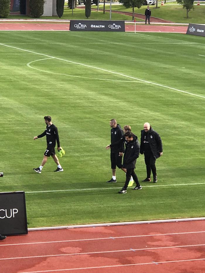 Burak Yılmaz Beşiktaşta ilk antrenmanına çıktı