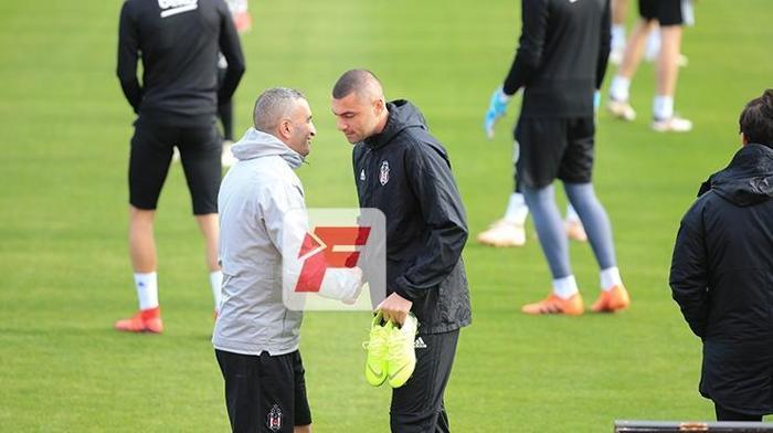 Burak Yılmaz Beşiktaşta ilk antrenmanına çıktı