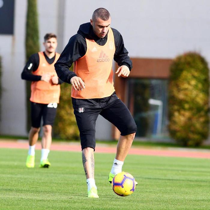 Burak Yılmaz Beşiktaşta ilk antrenmanına çıktı