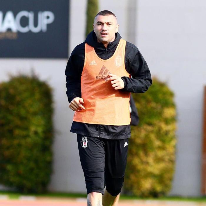 Burak Yılmaz Beşiktaşta ilk antrenmanına çıktı