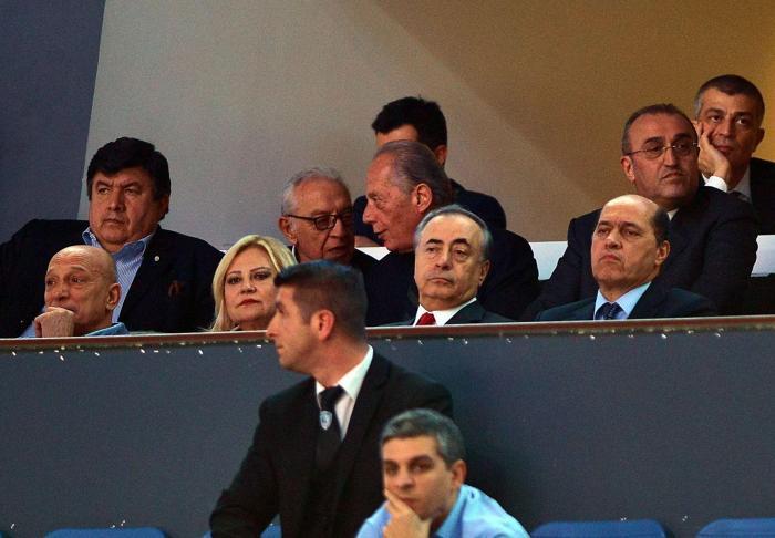 Galatasaray yönetiminden büyük destek
