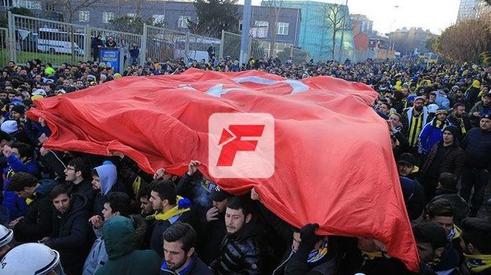 Beşiktaş-Fenerbahçe maçı öncesi şok gönderme