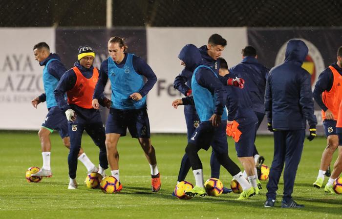 Fenerbahçede Volkan Demirel geri döndü