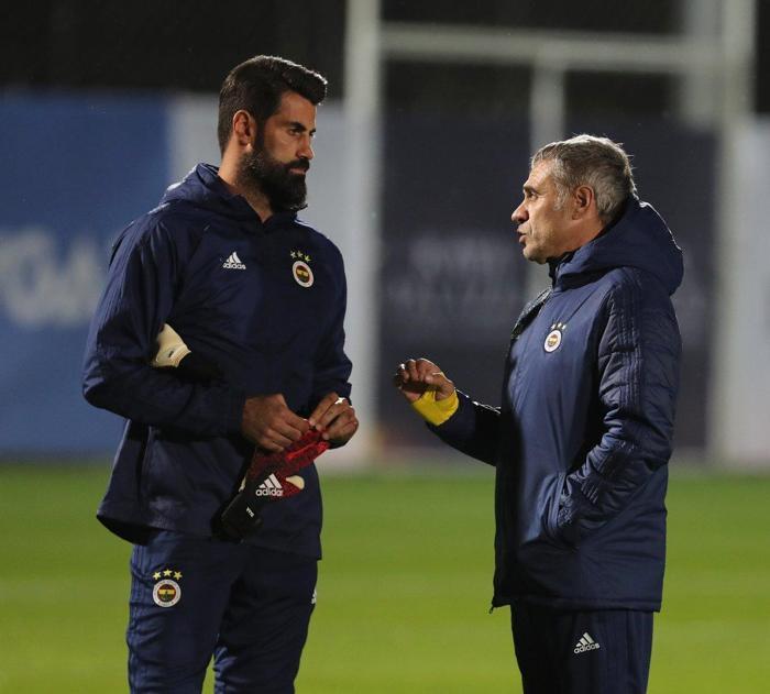 Fenerbahçede Volkan Demirel geri döndü
