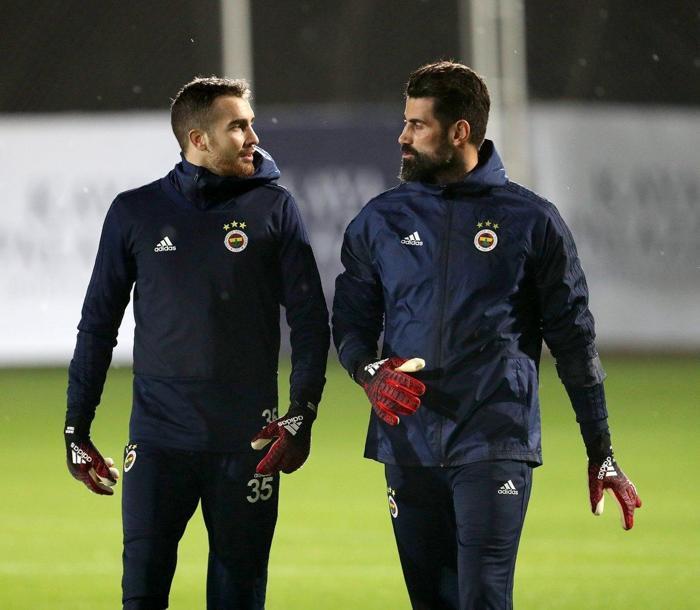 Fenerbahçede Volkan Demirel geri döndü