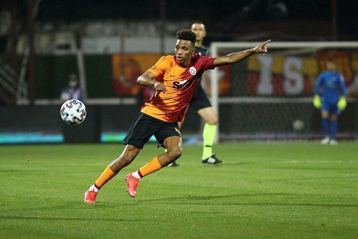 Son dakika transfer haberi Galatasarayın 10 numarası belli oldu