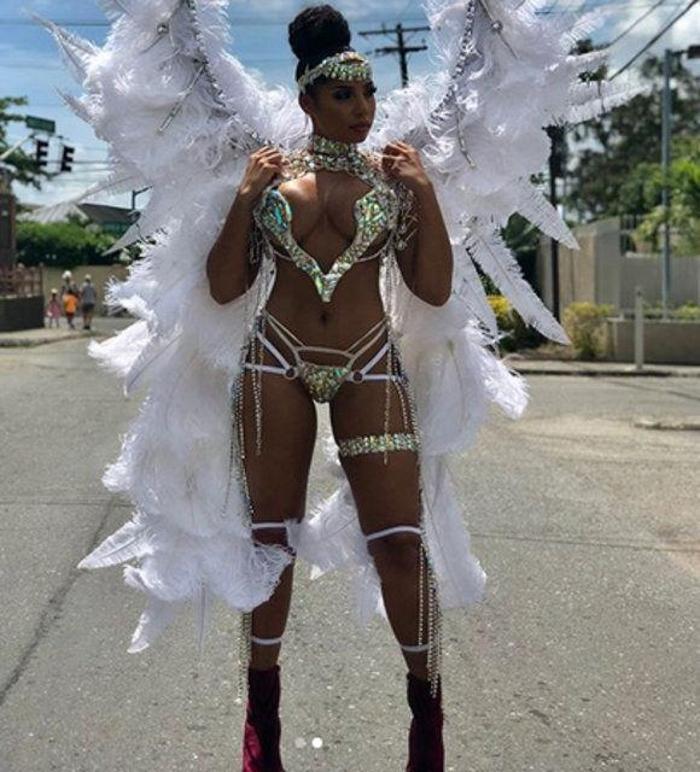 Usain Boltun sevgilisi Kasi Bennett, Victorias Secret modellerine özendi