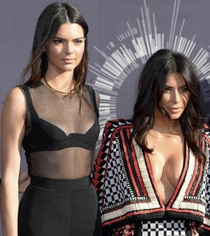 Kavga çıktı Kim Kardashian-Kendall Jenner...
