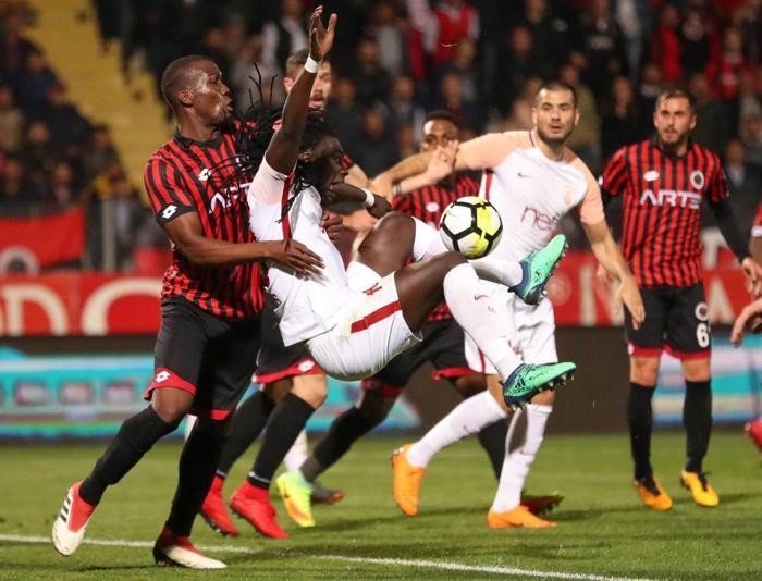 Zirvenin kaderi ne olacak Fanatik yazarları değerlendirdi