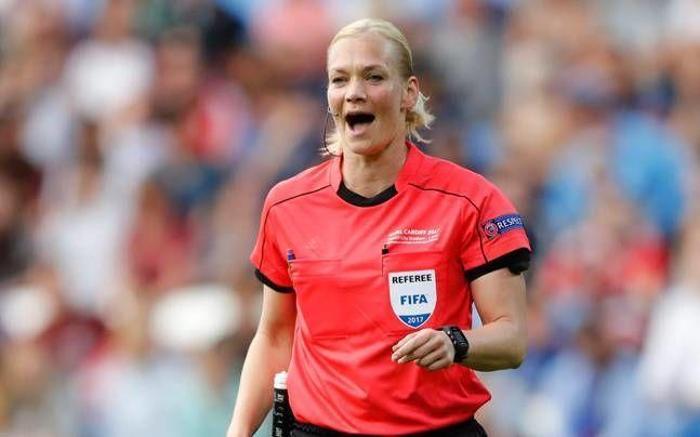 Borussia Mönchengladbach Bibiana Steinhaustan özür diledi