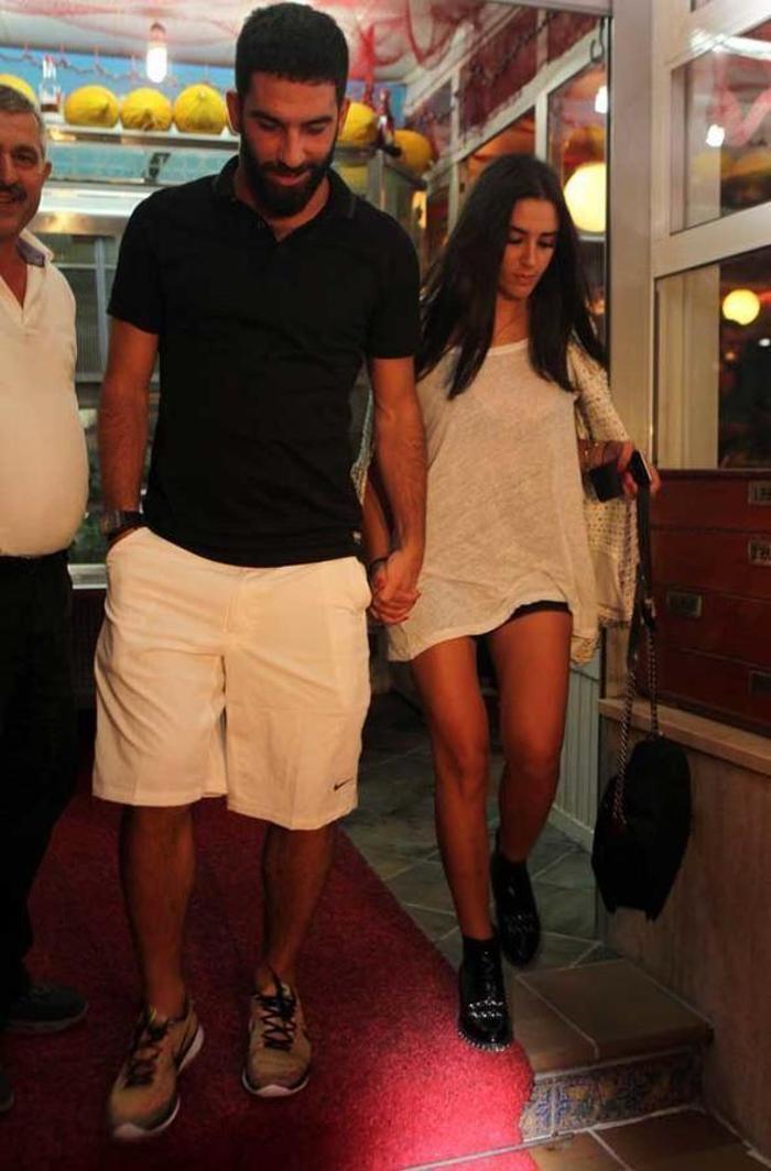 Arda Turan, Aslıhan Doğanı babasından istedi