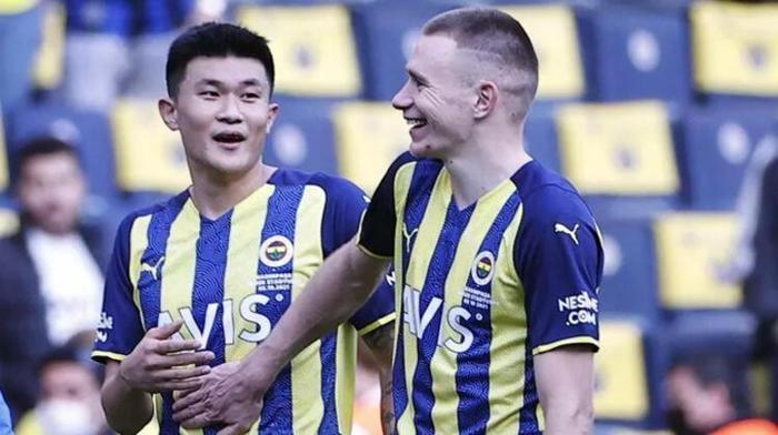 Fenerbahçeye transferde müthiş gelir Teklif yağıyor...