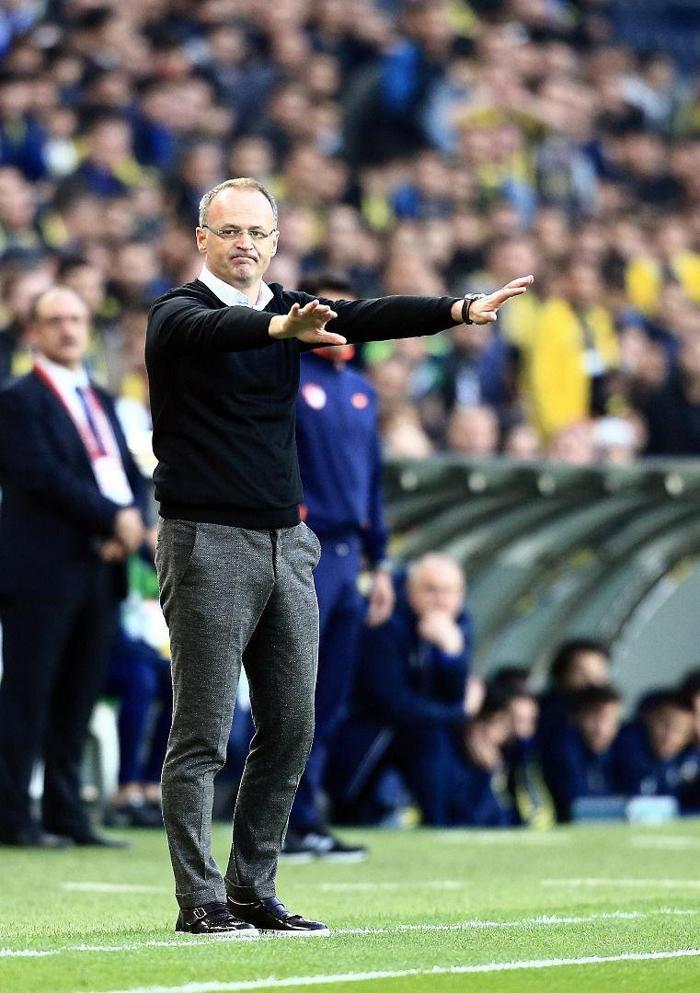 Fanatik yazarlarının Fenerbahçe - Osmanlıspor maçı yorumları