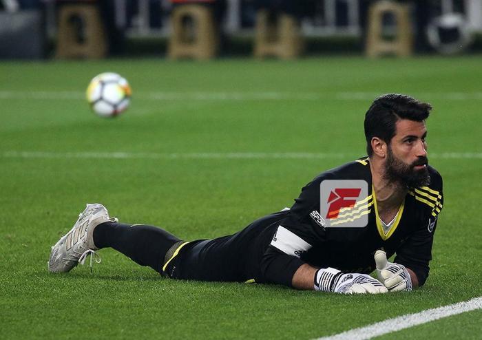 Volkan Demirel ile Yalçın Ayhan el sıkıştı