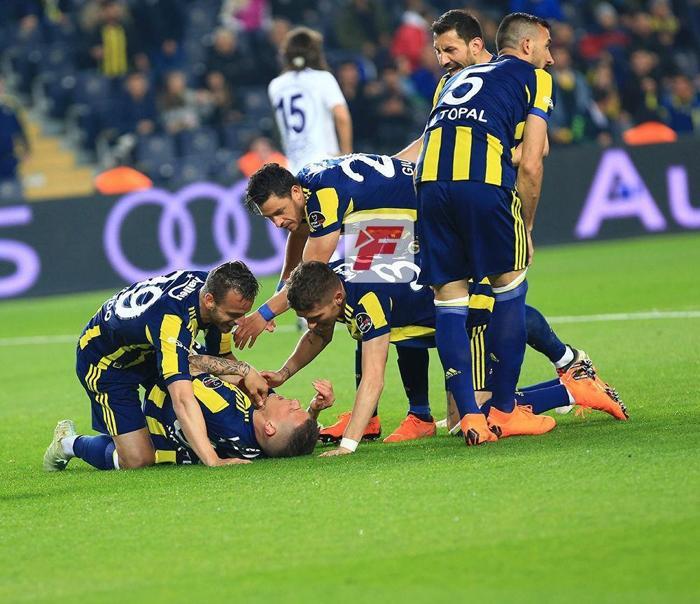 Fenerbahçe - Osmanlıspor maçından kareler