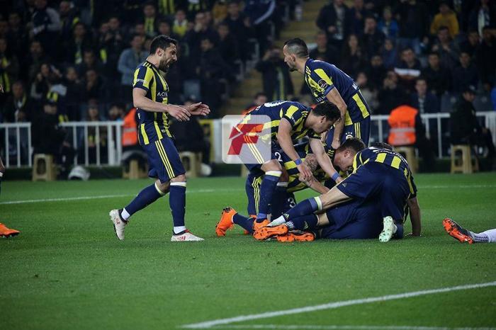 Fenerbahçe - Osmanlıspor maçından kareler