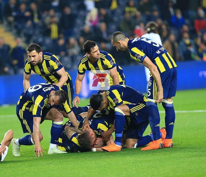 Fenerbahçe - Osmanlıspor maçından kareler
