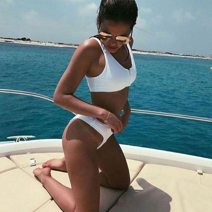 Neymarın sevgilisi Bruna Marquezine İtalyada büyüledi