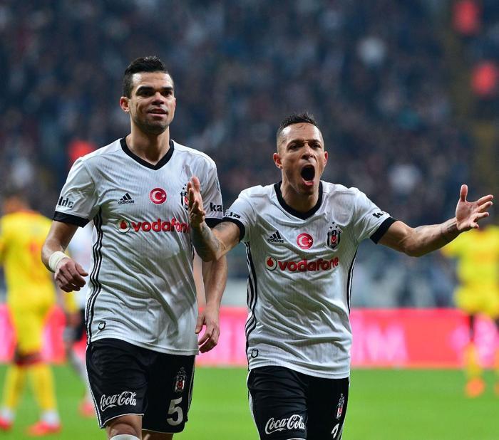 Fanatik yazarlarının Beşiktaş - Göztepe maçı yorumları