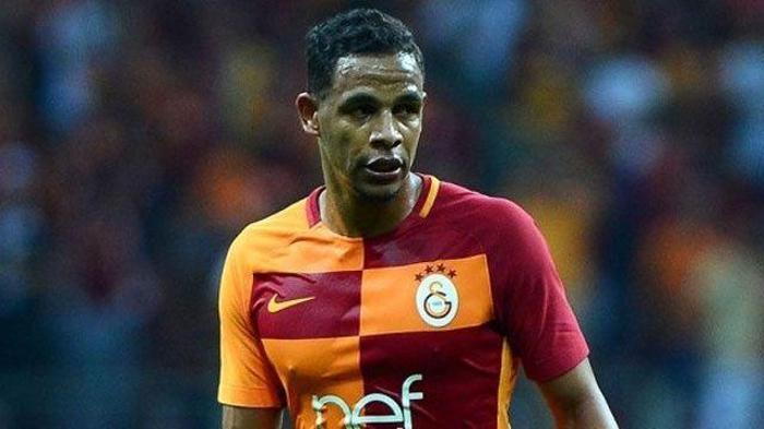 Ndiaye savunmayı toparlıyordu