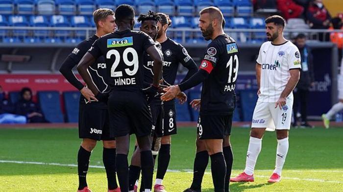 Süper Ligin Afrika Kupası kabusu döndü Galatasaray ve Trabzonsporda büyük tehlike...