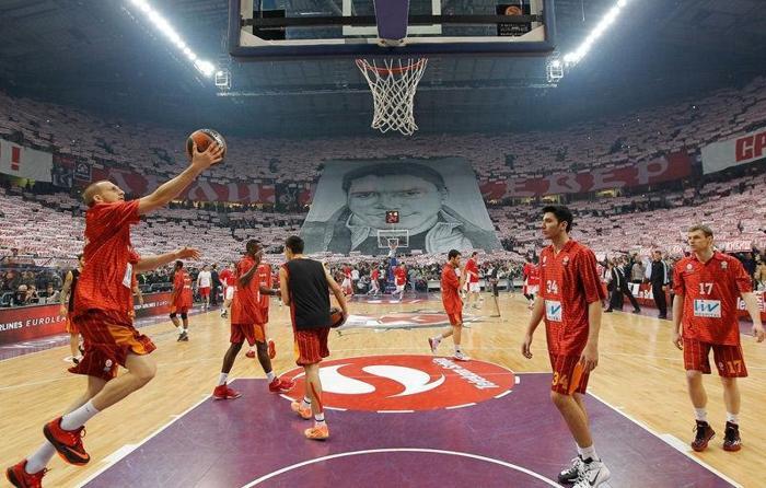 Kızılyıldız - Galatasaray Liv Hospital maçından çok özel fotoğraflar