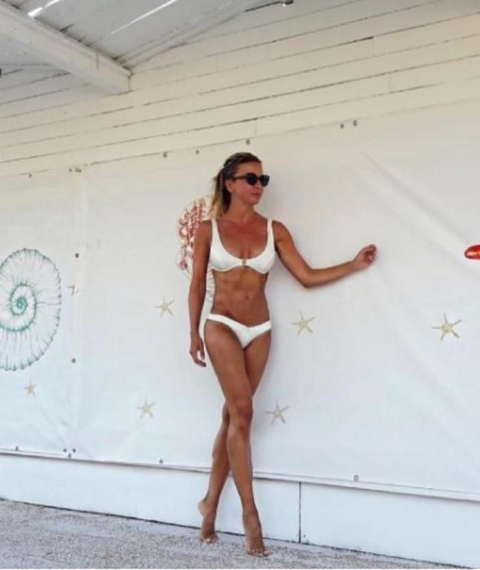 Ivana Sert tatilde