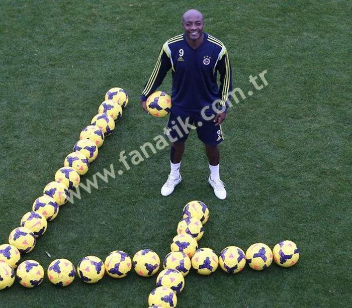 Emenike - Alves arasında gerginlik