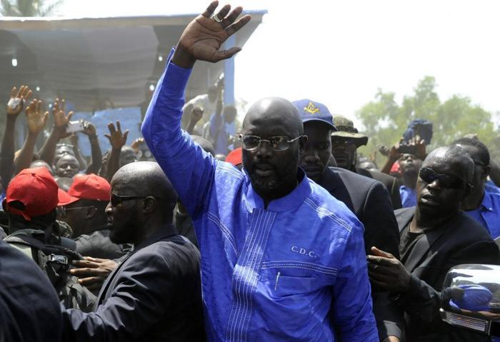 GEORGE WEAH - POLİTİKA