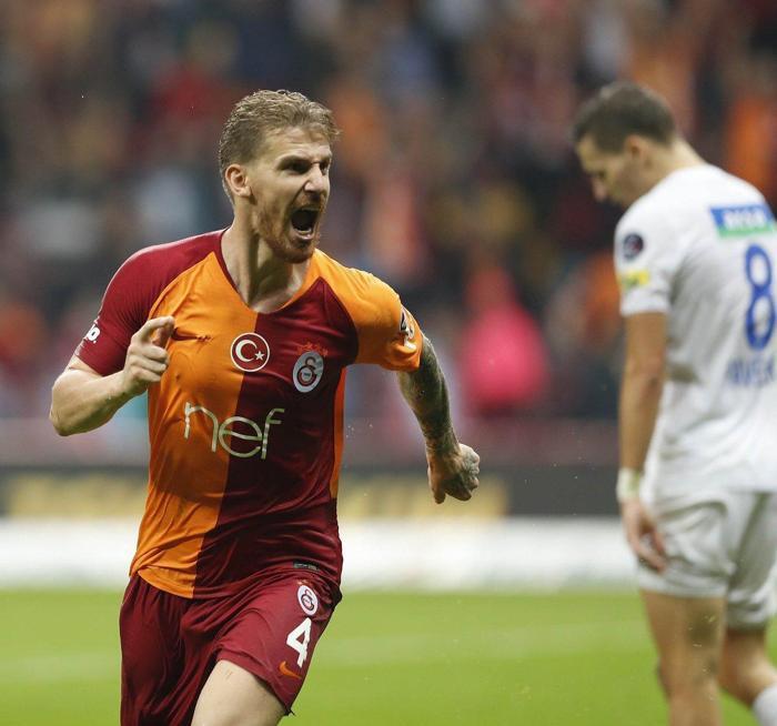 Galatasaray ile Beşiktaş arasında yılın takası