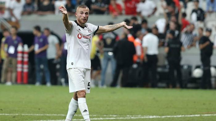 Galatasaray ile Beşiktaş arasında yılın takası