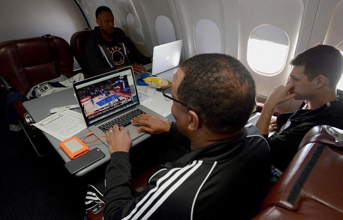 Golden State Warriors uçağından görüntüler:
