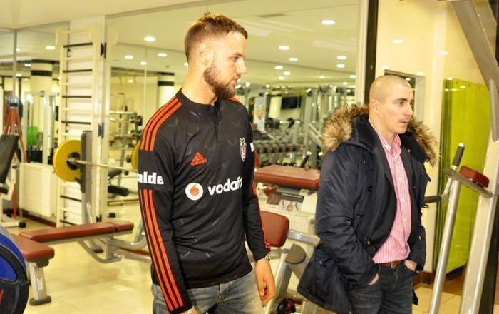 Milosevic formayı giydi