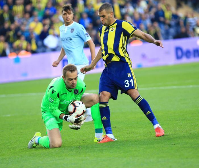 İslam Slimani için inanılması zor iddia: Düşman kulüp Beşiktaşa gidecek