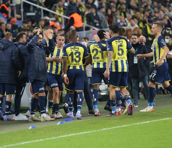Fanatik yazarları Fenerbahçe - Yeni Malatyaspor maçını değerlendirdi