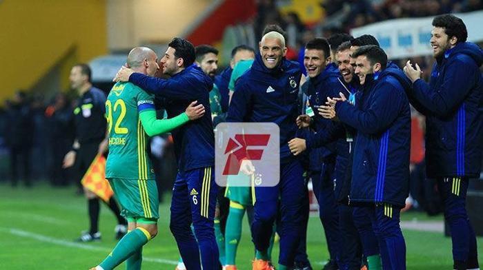 Kayserispor-Fenerbahçe maçından kareler