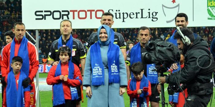 Kayserispor-Fenerbahçe maçından kareler