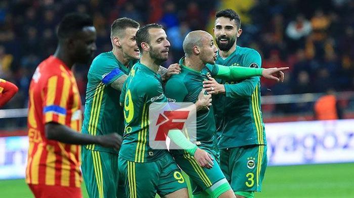 Kayserispor-Fenerbahçe maçından kareler