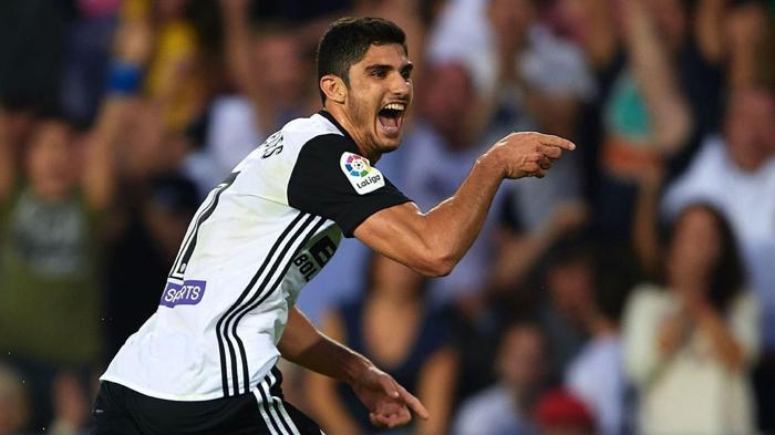 18) Gonçalo Guedes (Valencia)