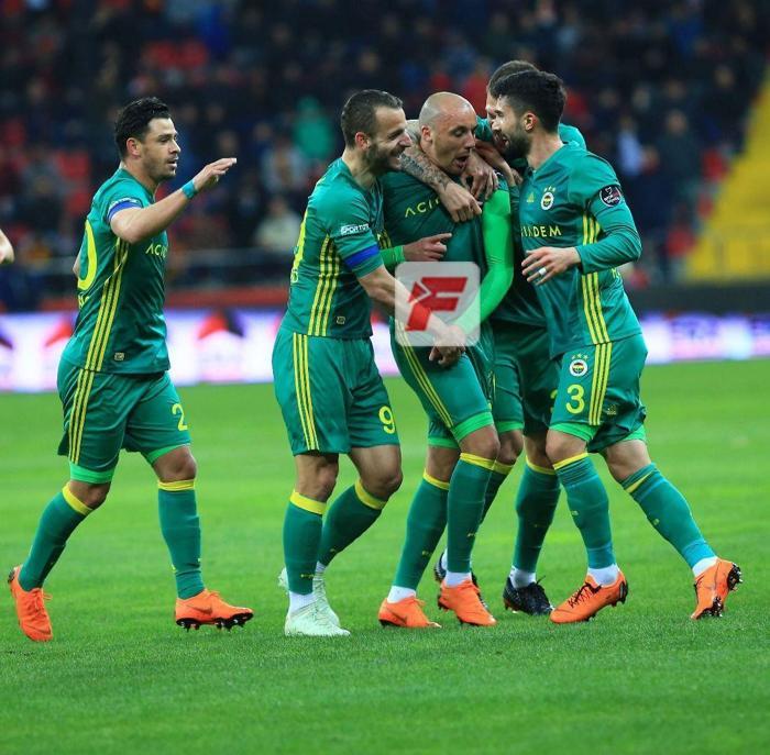 Aatıfın golü sonrası sosyal medya yıkıldı