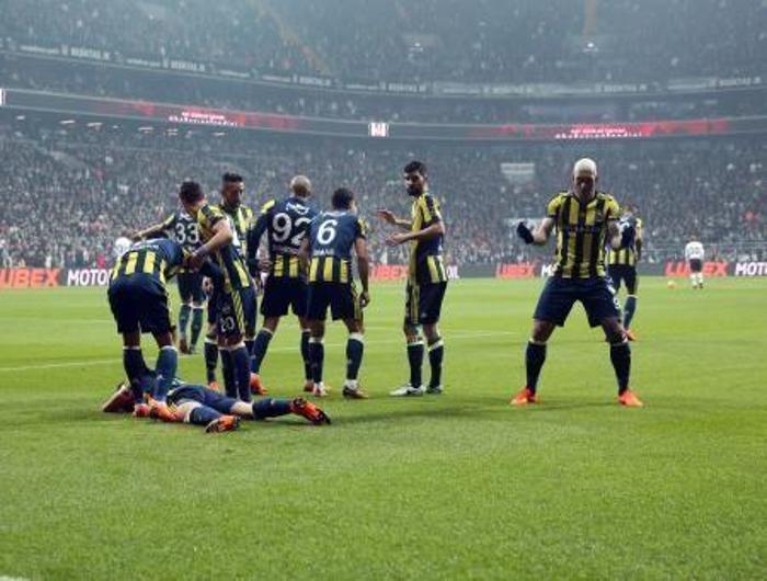 BEŞİKTAŞ - FENERBAHÇE MAÇINDA OLAY SEVİNÇ