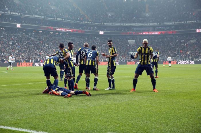 BEŞİKTAŞ - FENERBAHÇE MAÇINDA OLAY SEVİNÇ