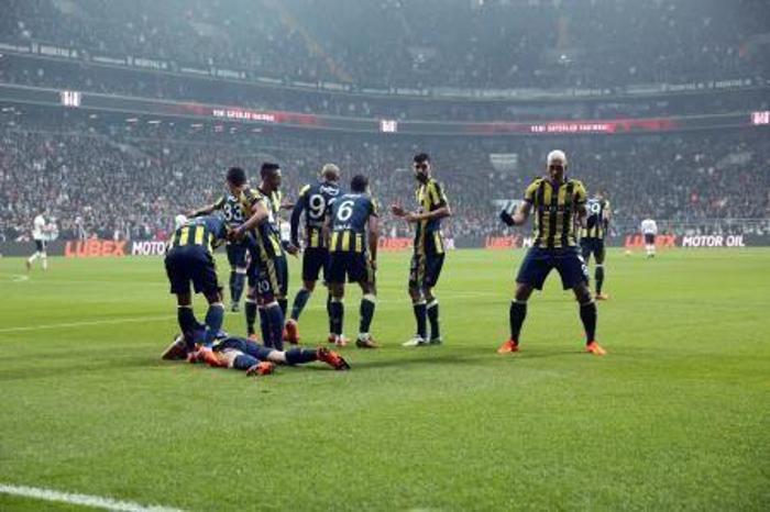 BEŞİKTAŞ - FENERBAHÇE MAÇINDA OLAY SEVİNÇ