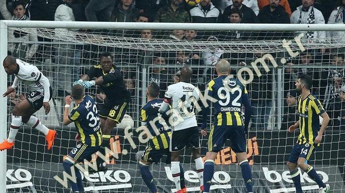 Beşiktaş-Fenerbahçe derbisinden kareler
