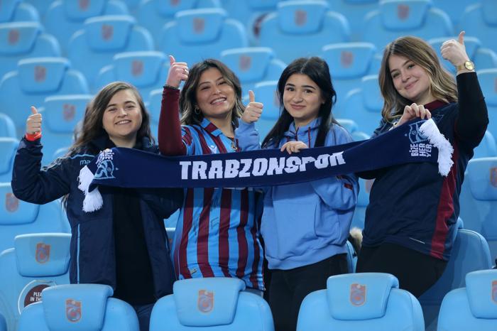Trabzonspor - Başakşehir maçından kareler