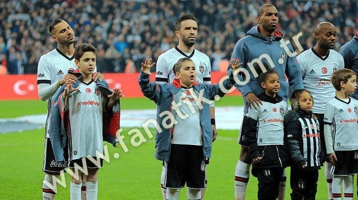 Beşiktaş-Fenerbahçe derbisinden kareler