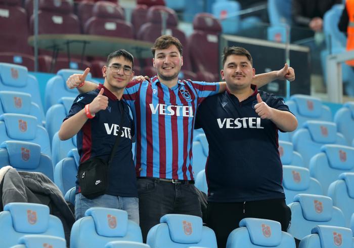Trabzonspor - Başakşehir maçından kareler