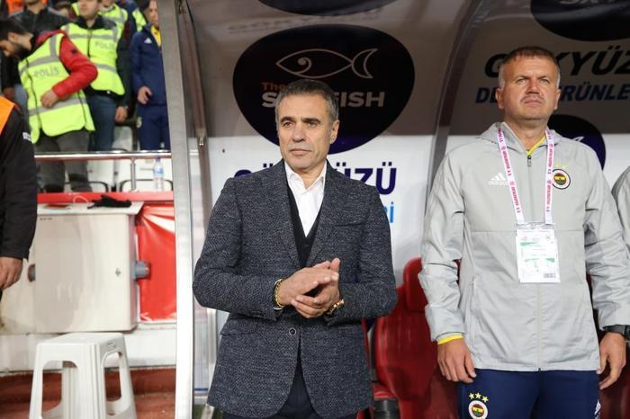 Ersun Yanal Fenerbahçe yönetimine raporunu sundu İşte gönderilmesini istediği isimler..