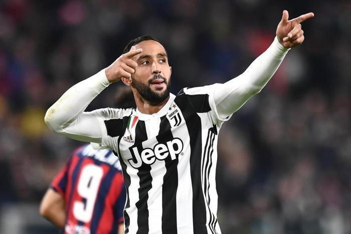 Beşiktaşın transfer gündemindeki Medhi Benatiada bomba gelişme